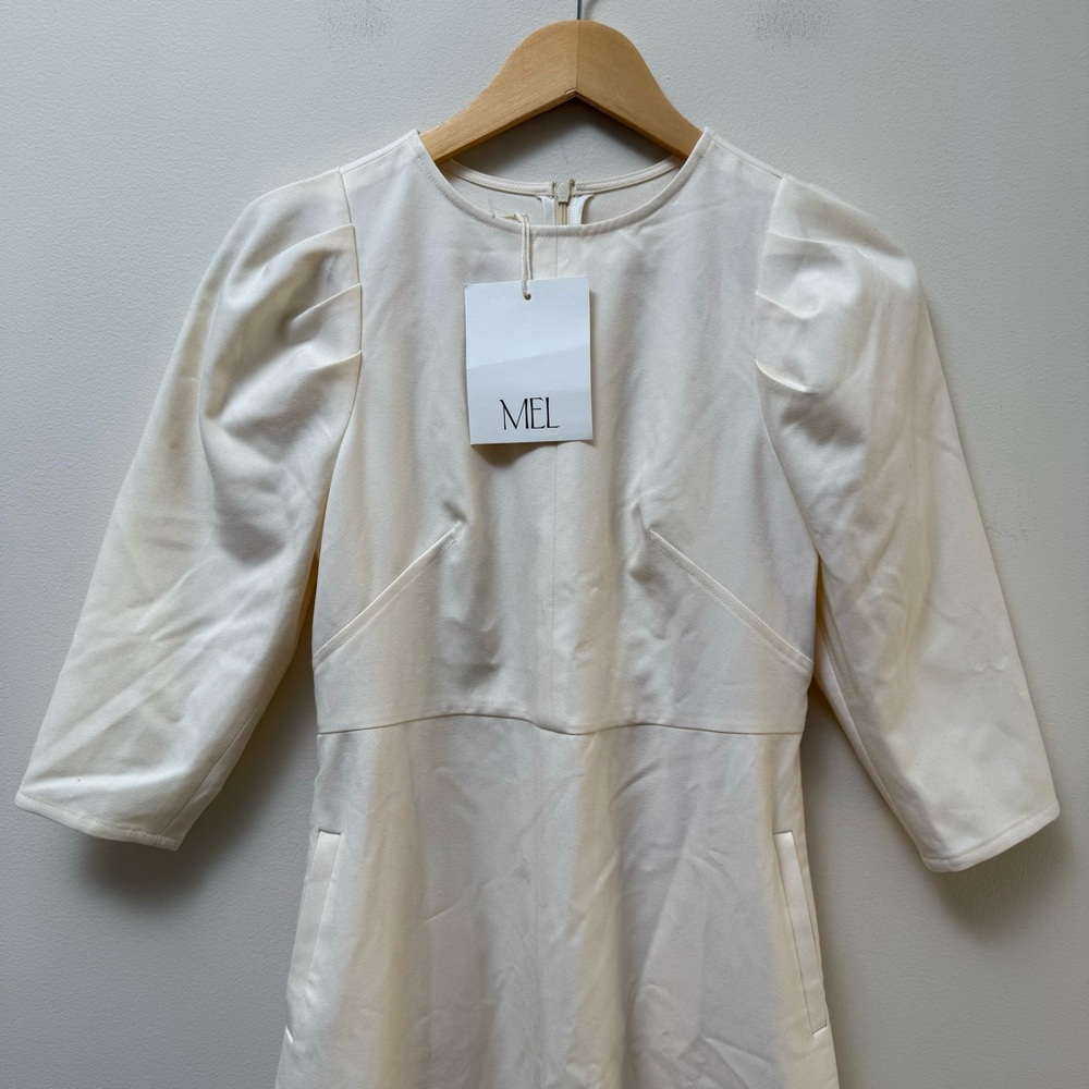 MEL Ivory Classic Dress - Picture 2 of 13